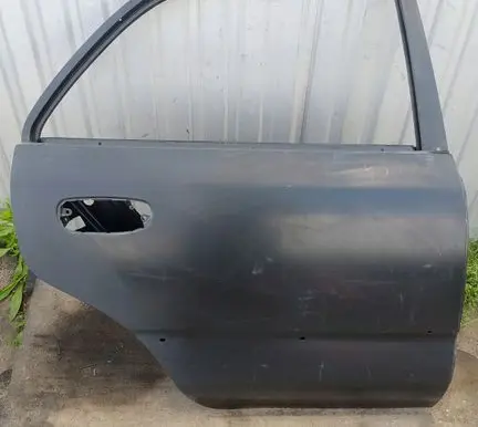 Mitsubishi Carisma Rear door MR954634