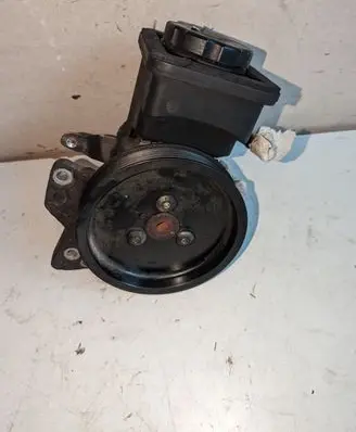 BMW 5 E60 E61 Power steering pump