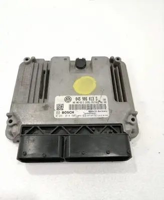 Volkswagen Polo Engine control unit/module 045906013S