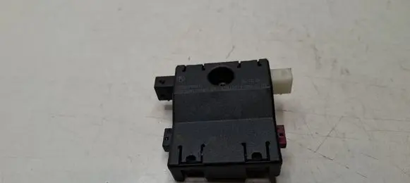 BMW 3 E90 E91 Antenna control unit 6934648