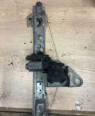 Renault Megane II Rear door window regulator with motor 190011781