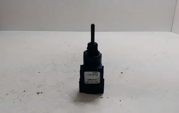Clutch pedal sensor
