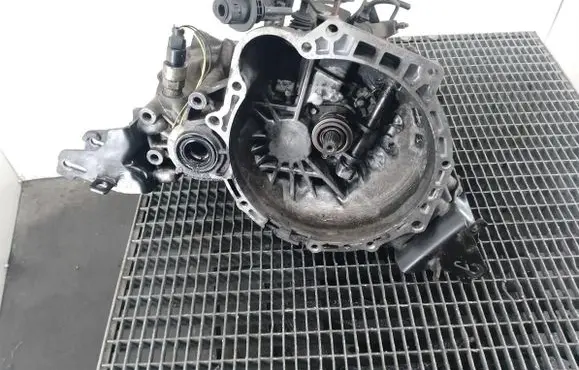 KIA Cerato Manual 5 speed gearbox 