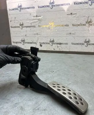 Opel Insignia A Accelerator throttle pedal 13237352 6PV00976500 10032012
