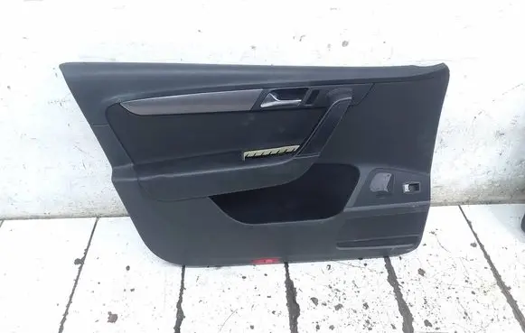 Volkswagen PASSAT B7 Front door card panel trim 3AA867061