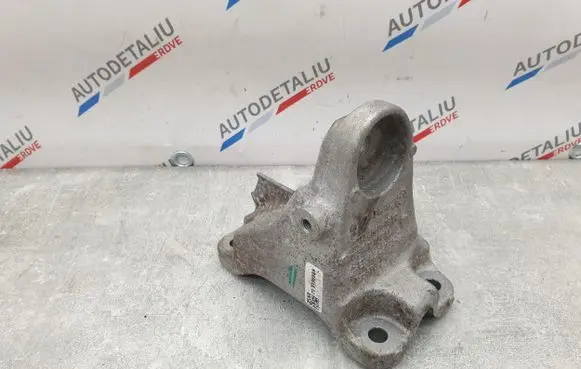 BMW 1 F20 F21 Engine mounting bracket 6869618 22116869618