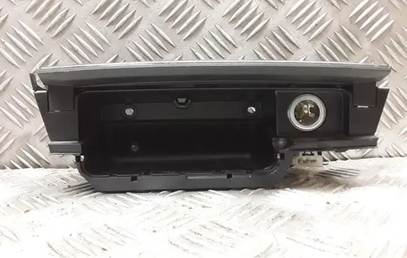 BMW 7 F01 F02 F03 F04 Car ashtray 911931708 9119317