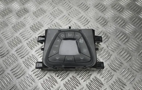 Toyota Aygo AB40 Climate control unit 5590YV010