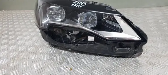 Peugeot 3008 II Headlight/headlamp 89914260 2010300903 9836230580