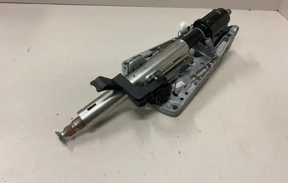 Mercedes-Benz C W204 Steering wheel axle A2044604516 1014000832 204460310