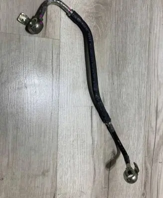 Toyota Hilux VIII Fuel line pipe