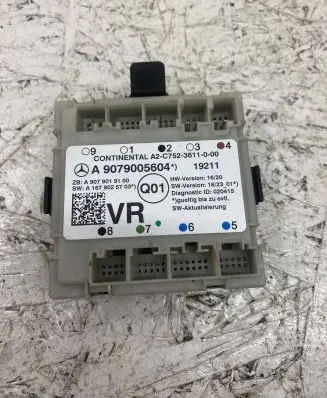 Mercedes-Benz Sprinter W907 W910 Door control unit/module A9079005604