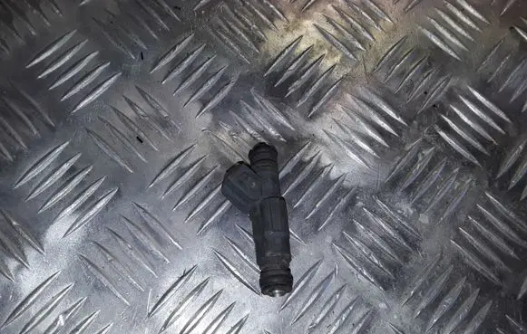 Land Rover Range Rover L322 Fuel injector 0280155823 1707843