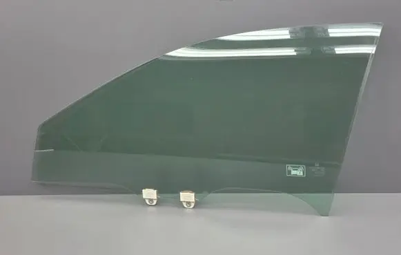 Honda Accord Front door window glass four-door AS2 43R00034