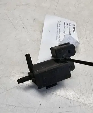 BMW 5 E60 E61 Vacuum valve 72234100