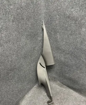 Chevrolet Camaro (C) pillar trim 84116359 GMGT001