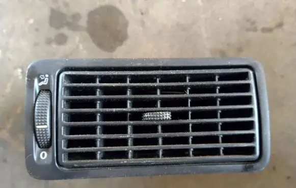 Volkswagen Golf IV Dashboard side air vent grill/cover trim 1J1819704C