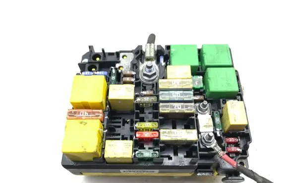 Peugeot 208 Fuse box set 4525852 K4995