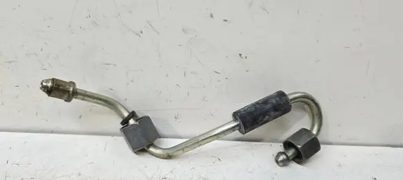 Nissan X-Trail T32 Fuel main line pipe 1668100QAH