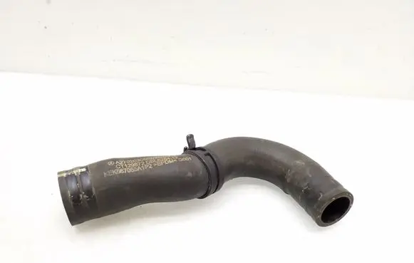 Mercedes-Benz CLA C117 X117 W117 Engine coolant pipe/hose A2702030682