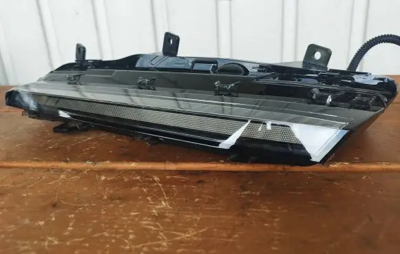 Peugeot 308 Front fog light 9835230880