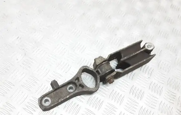 Volvo XC60 Engine mount bracket 9487476