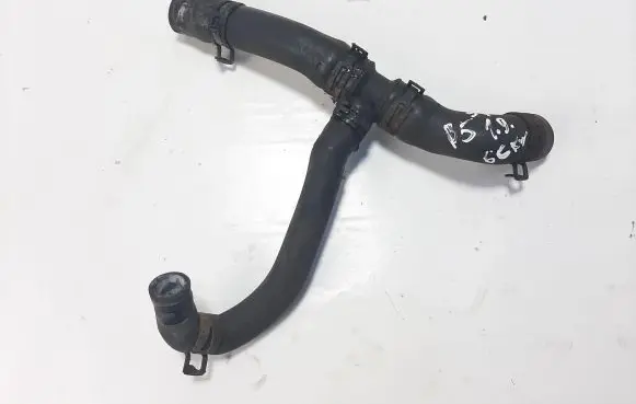 Volkswagen PASSAT B5 Engine coolant pipe/hose 028121053K