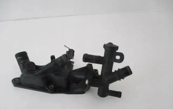 Renault Captur Thermostat housing 110606217R