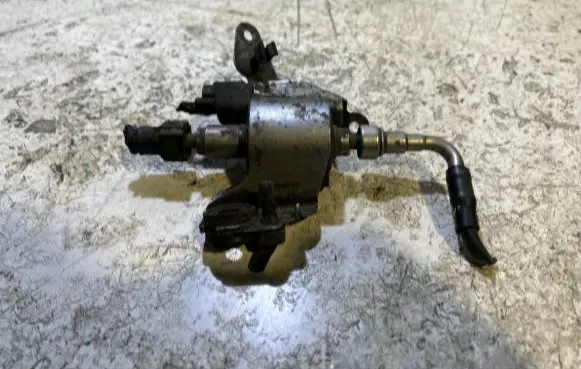 Ford S-MAX Fuel injection high pressure pump AG9N9A407AD