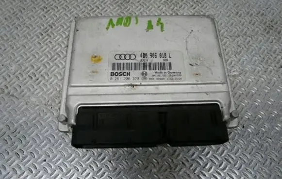 Audi A4 S4 B5 8D Engine control unit/module 4B09060018L
