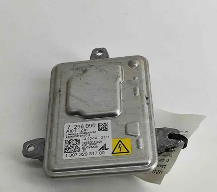 BMW 5 F10 F11 LED ballast control module 130732931700 7296090