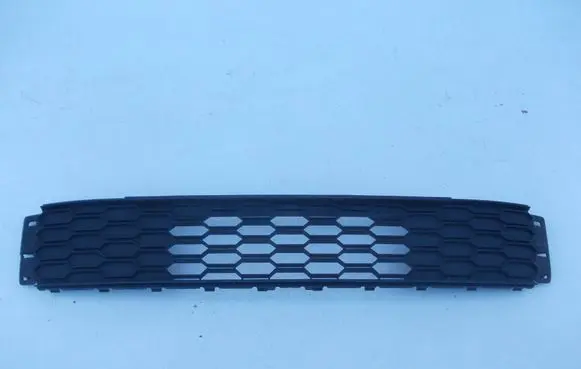 Skoda Fabia Mk3 (NJ) Front bumper lower grill 6V0853677E