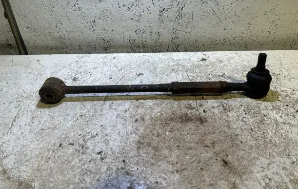 Toyota Avensis T250 Rear control arm