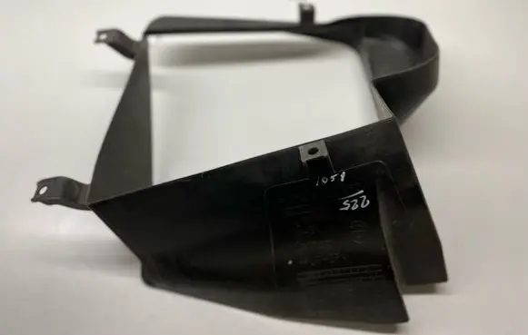 BMW X5 E70 Intercooler air guide/duct channel 2159355 51712159355