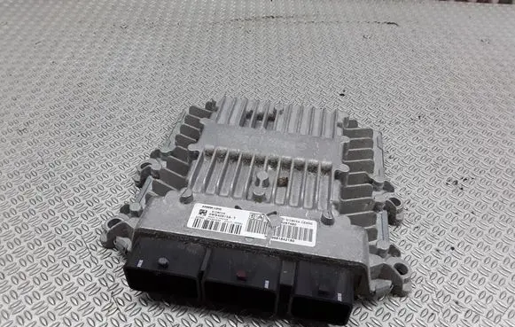Citroen C4 I Picasso Engine control unit/module 5WS40615AT