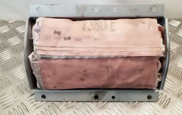 Passenger airbag