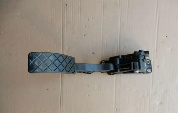 Volkswagen Polo V 6R Accelerator throttle pedal 6Q1723503P 40220