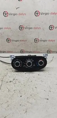 Dacia Duster Climate control unit 5p3741000