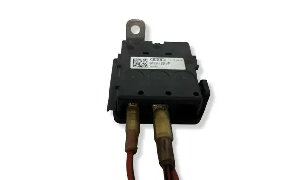 Audi A4 S4 B9 Current control relay 8W0941824AP