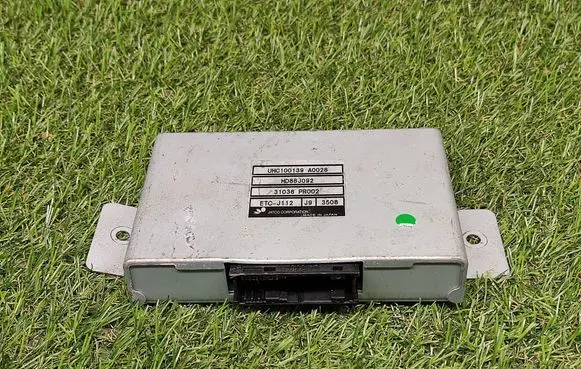 Rover 75 Gearbox control unit/module UHC100139