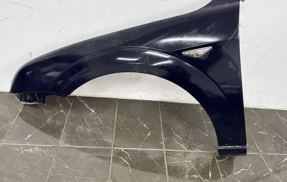 Ford Mondeo Mk III Fender 
