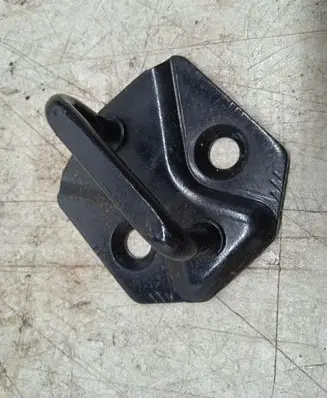 Volvo S60 Rear door lock loop/hook striker 31333088