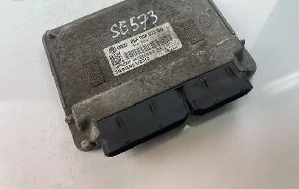 Audi A3 S3 8P Engine control unit/module 06A906033GQ