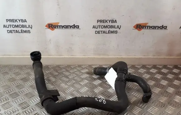 Volkswagen Tiguan Engine coolant pipe/hose 5N0122051