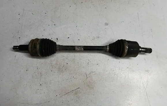 Hyundai ix35 Front driveshaft 495002Y930