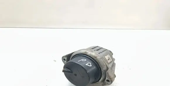 BMW X1 E84 Engine mount bracket 6773742