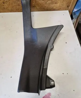 Subaru XV Rear sill trim cover 94061FJ011