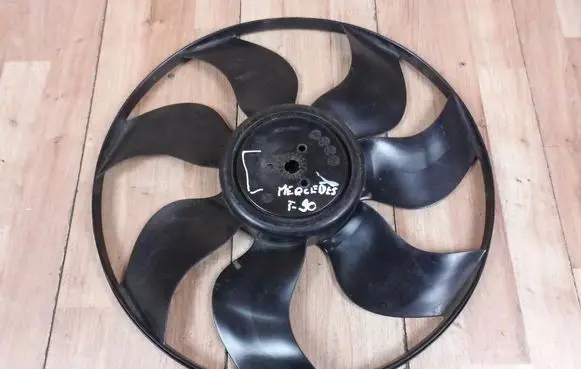 Mercedes-Benz E W212 Fan impeller 3136613436