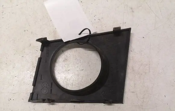 Renault Megane II Front fog light trim/grill 8200450494