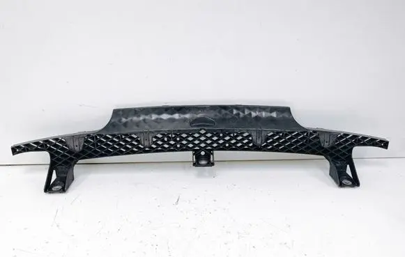 Volkswagen Touareg II Front bumper mounting bracket 7P6807200
